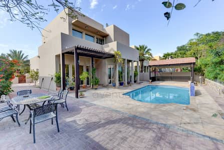 Park Backing 3BR Villa | Upgraded | Private Pool Park Backing 3BR Villa | Upgraded | Private Pool
