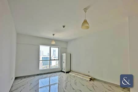 شقة 1 غرفة نوم للايجار في دبي مارينا، دبي - شقة في برج سلافة،دبي مارينا 1 غرفة 100000 درهم - 8832456