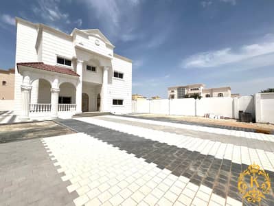 Villa for Rent in Al Shamkha, Abu Dhabi - j7eH4IsU1OPZqCVoke3QbUVETP0pmLqBbqUd43EO