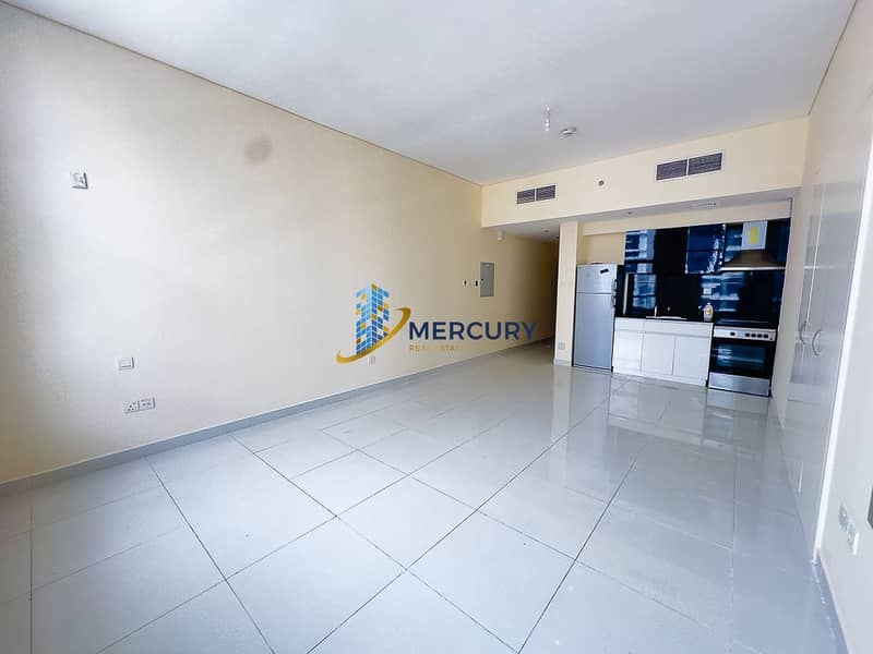 3 businessbay-studio-0555800213-rent-00006. jpg