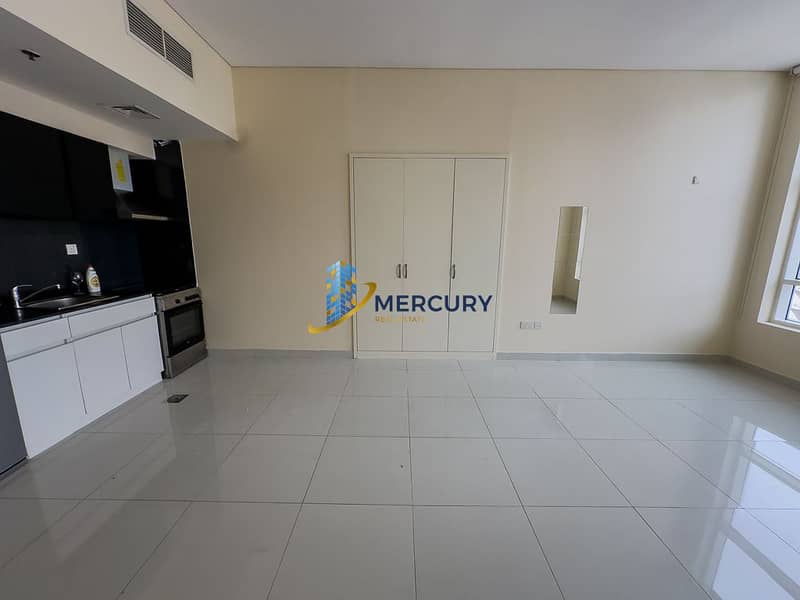 5 businessbay-studio-0555800213-rent-00001. jpg