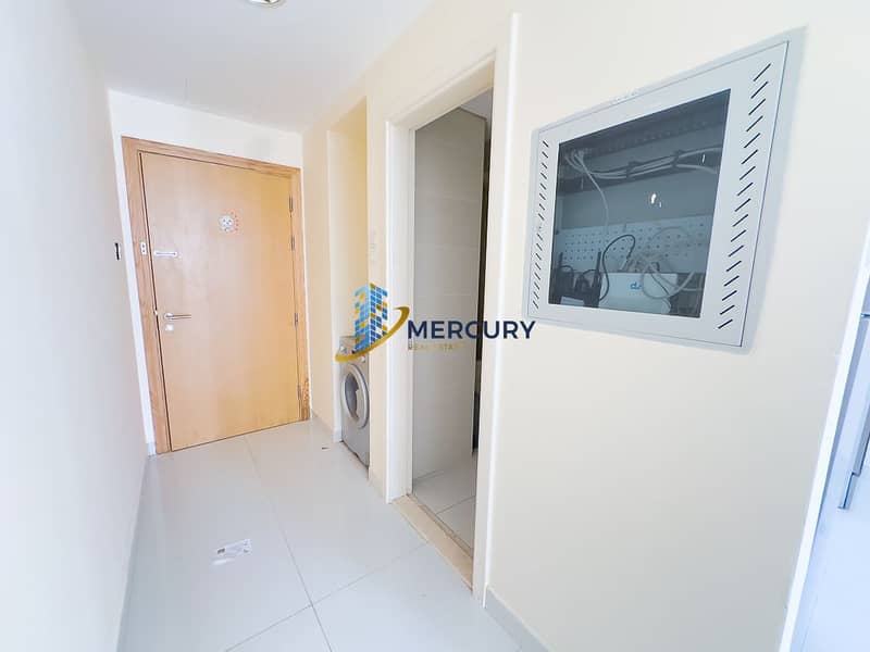 12 businessbay-studio-0555800213-rent-00010. jpg