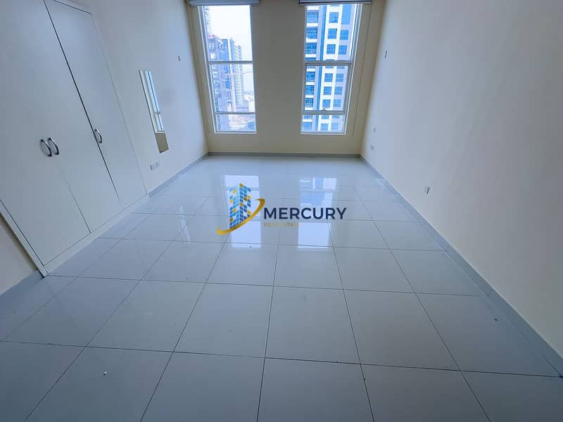 14 businessbay-studio-0555800213-rent-00013. jpg