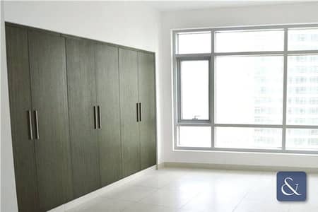 شقة 2 غرفة نوم للايجار في وسط مدينة دبي، دبي - شقة في ذا لوفتس إيست،ذا لوفتس،وسط مدينة دبي 2 غرف 220000 درهم - 8834260