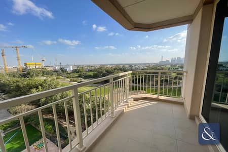 2 Bedroom Flat for Rent in The Views, Dubai - Balcony | Golf Course View | Chiller Free
