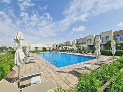 4 Bedroom Villa for Rent in Dubai South, Dubai - Pool View | Vacant | Excellent Layout