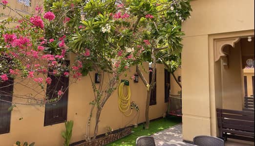 2 Bedroom Apartment for Sale in Downtown Dubai, Dubai - Beautiful Private Garden | Rare Unit | Unique