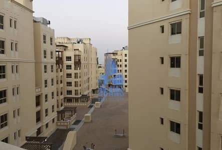 استوديو  للايجار في بني ياس، أبوظبي - شقة في بوابة الشرق،بني ياس 38000 درهم - 8836777