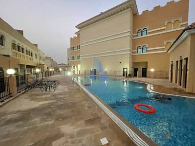 شقة 2 غرفة نوم للايجار في الشهامة، أبوظبي - شقة في الشهامة الجديدة،الشهامة 2 غرف 50000 درهم - 8836740