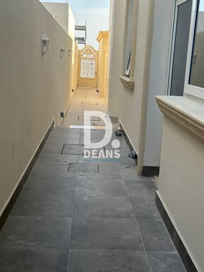 2 Bedroom Flat for Rent in Madinat Al Riyadh, Abu Dhabi - Luxury 2 BR Apartment in Madinat Al Riyadh.