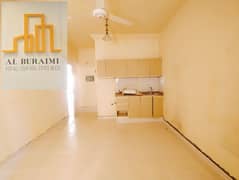 Luxury Appertment family building  /  near to bus station main road side just 17