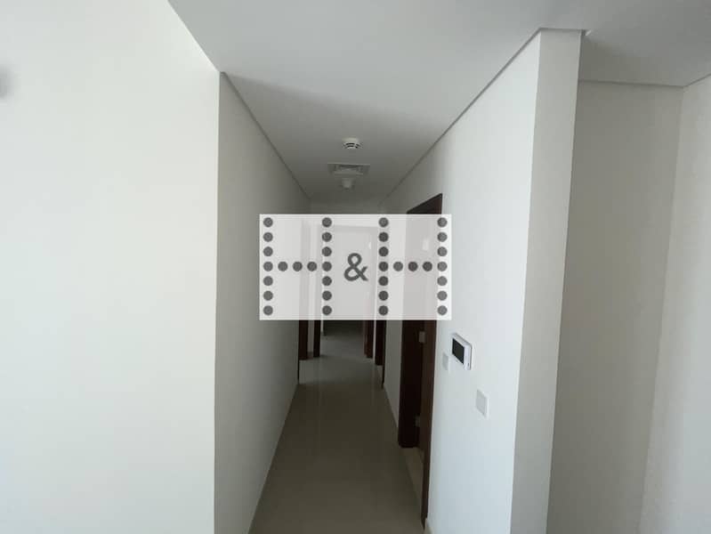7 Spacious Apartment -With Terrace -Brand New -12 Cheques