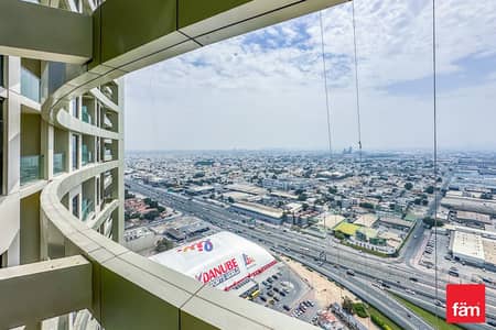 2 Bedroom Apartment for Sale in Business Bay, Dubai - Distress deal | Burj nd wide views | Brand new