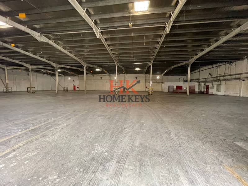 2 Spacious-Stand-alone-warehouses-Available-in-Nad-al-Hammar-5. jpeg
