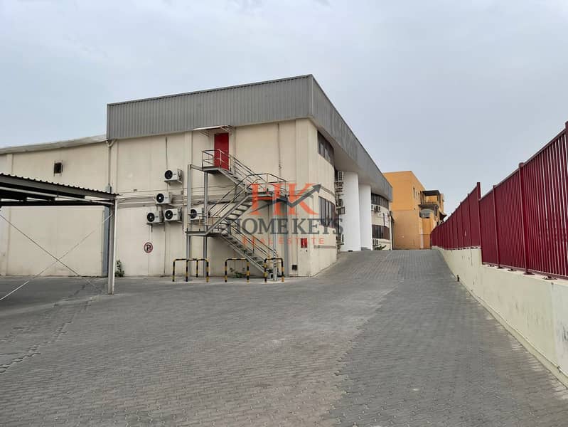 5 Spacious-Stand-alone-warehouses-Available-in-Nad-al-Hammar-2. jpeg