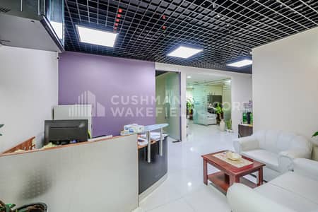 Office for Rent in Business Bay, Dubai - Vacant | Fitted Office | DED License