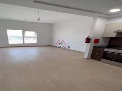 1 Bedroom Apartment for Sale in Remraam, Dubai - 8c5919f6-7a8e-429e-99b9-c092512593df. jpg