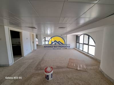 Office for Rent in Al Khalidiyah, Abu Dhabi - WhatsApp Image 2024-04-04 at 8.08. 05 AM. jpeg