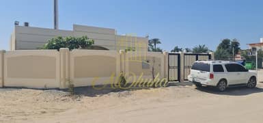 For rent in Al-Nakheelat, an excellent location close to services