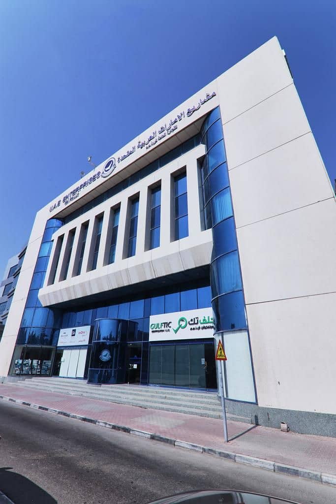 位于阿尔加胡德，机场路地区，阿联酋企业大厦 的写字楼 35000 AED - 6846392