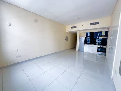 Studio for Rent in Business Bay, Dubai - businessbay-studio-0555800213-rent-00005. jpg