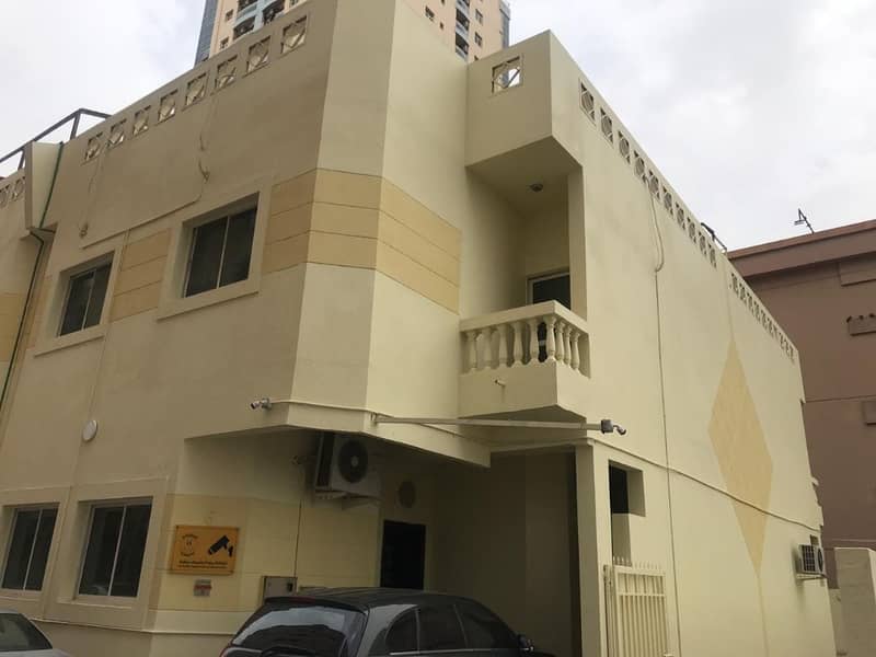 Two-story villa behind Hamdan Center is cheap Two-story villa behind Hamdan Center is cheap