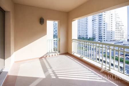 2 Bedroom Apartment for Sale in Palm Jumeirah, Dubai - 2 BR + Maids | Tenanted | Community View