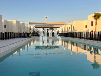 3 Bedroom Townhouse for Sale in Yas Island, Abu Dhabi - Modern Townhouse Retreat | Stylish Living in Prime Location
