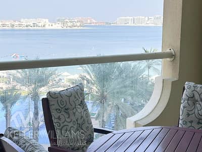 朱美拉棕榈岛， 迪拜 1 卧室单位待租 - 位于朱美拉棕榈岛，海滨公寓，哈塞尔公寓 1 卧室的公寓 180000 AED - 8841507