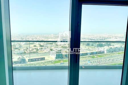 شقة 2 غرفة نوم للبيع في الخليج التجاري، دبي - شقة في داماك باراماونت تاور فندق (ميدتاون) و ريزيدنسز،الخليج التجاري 2 غرف 2450000 درهم - 8841532