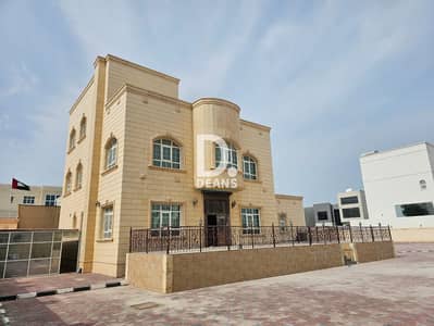 6 Bedroom Villa for Rent in Khalifa City, Abu Dhabi - Luxurious 6-BHK Villa with Private Pool l M+D