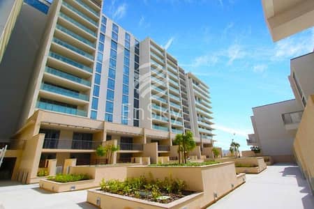 1 Bedroom Flat for Sale in Al Raha Beach, Abu Dhabi - Well Maintained 1bed|Ready To Move|Beach Access