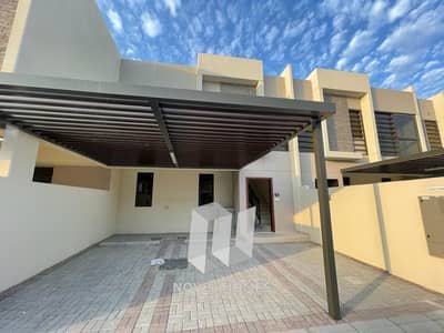 3 Bedroom Villa for Sale in DAMAC Hills 2 (Akoya by DAMAC), Dubai - Massive 3Beds Plus Maid| R2-M| Vacant|Investor Deal