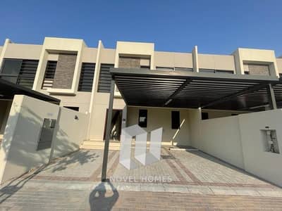 3 Bedroom Villa for Rent in DAMAC Hills 2 (Akoya by DAMAC), Dubai - 3beds + Maids | Single Row | Near Carrefour | R2M