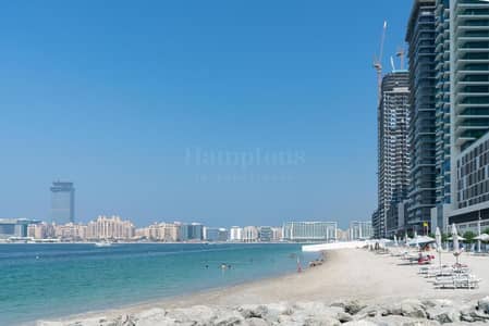 2 Bedroom Flat for Sale in Dubai Harbour, Dubai - Private Beach | Vacant on Transfer | Bright