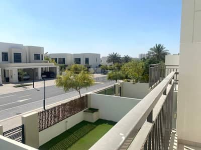 4 Bedroom Townhouse for Rent in Town Square, Dubai - Spacious Living | Great Amenities | Available Now