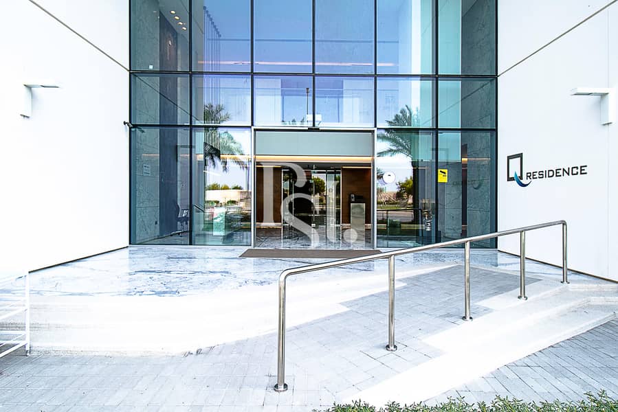 10 q-residence-al-raha-beach-abu-dhabi-entrance. JPG