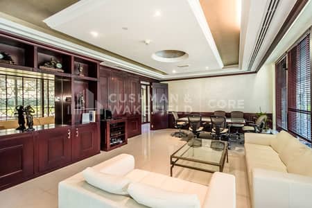 Office for Rent in Downtown Dubai, Dubai - Fully Fitted Office | Prime Location | DED License