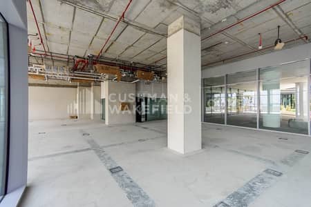 Shop for Rent in Umm Ramool, Dubai - Shell and Core Retail | Suitable for Restaurant