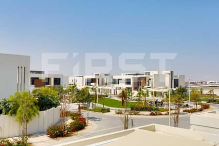 雅斯岛， 阿布扎比 5 卧室别墅待售 - External Photo of 5 Bedroom Villa in West Yas Yas Island Abu Dhabi UAE(6). jpg