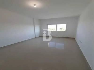 2 Bedroom Flat for Sale in Al Reef, Abu Dhabi - Splendid 2BR | Great Living | Best Facilites