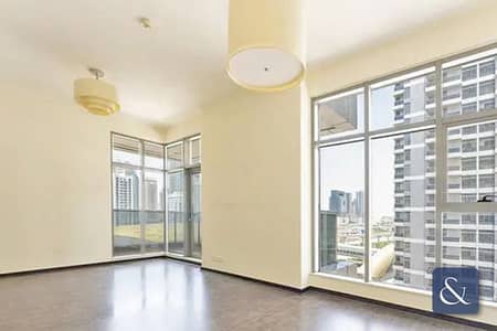 1 Bedroom Flat for Rent in Jumeirah Lake Towers (JLT), Dubai - 1 Bed | Large Corner Unit | Available May