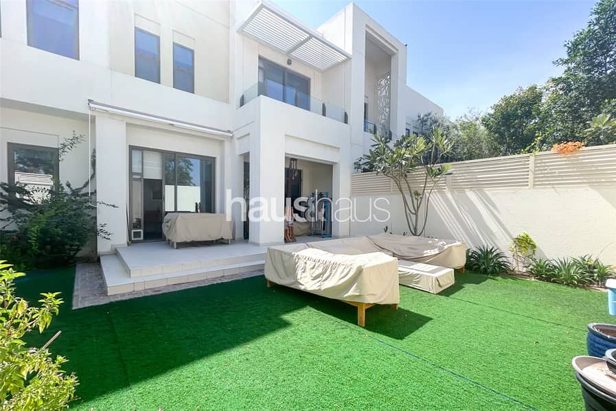 Single Row| Landscaped Garden| Near Park and Pool