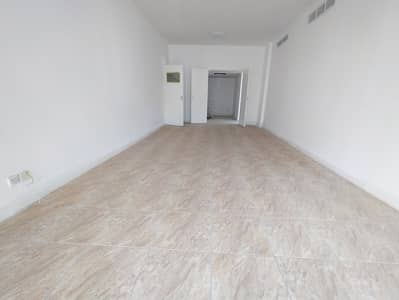 MAIN STREET 3BHK APARTMENT WITH WARDROBE AVAILABLE IN JUST 41950