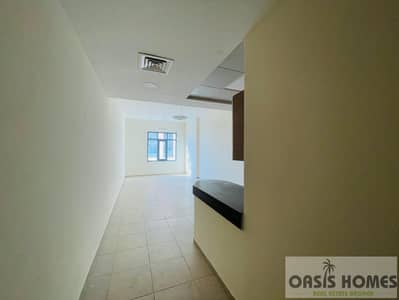 VACANT On Transfer -Large Size 1BHK for Sale with Balcony in Dubai Silicon Oasis @557K - Call Abbas
