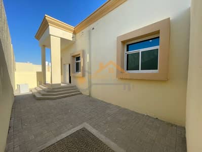 2 Bedroom Apartment for Rent in Al Shamkha, Abu Dhabi - d562f724-3b35-427f-ac82-8296ab6a78c9. jpg