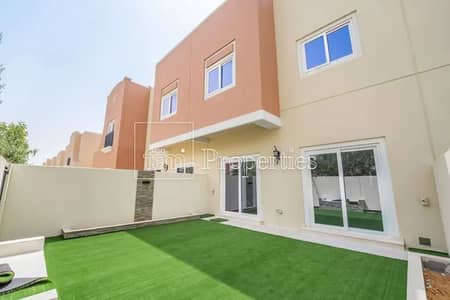 4 Bedroom Villa for Rent in Dubailand, Dubai - Close to The Park And Pool / Single / Row Corner