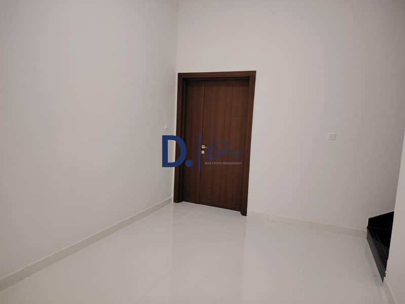 شقة في الشامخة 4 غرف 95000 درهم - 8846170