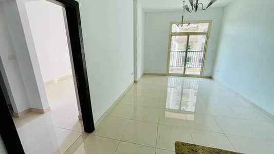 1 Bedroom Apartment for Rent in International City, Dubai - 674308ed-1597-4140-a6cc-3f119481df46. jpg