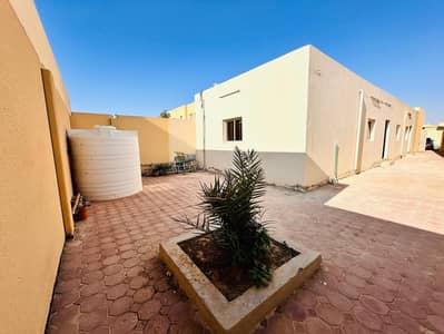 2 Cпальни Апартаменты в аренду в Аль Фалах Сити, Абу-Даби - d880458a-e091-480b-8a40-3cc0b430b2a0. jpg